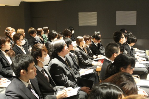 【1年生】学内採用説明会を実施しました！