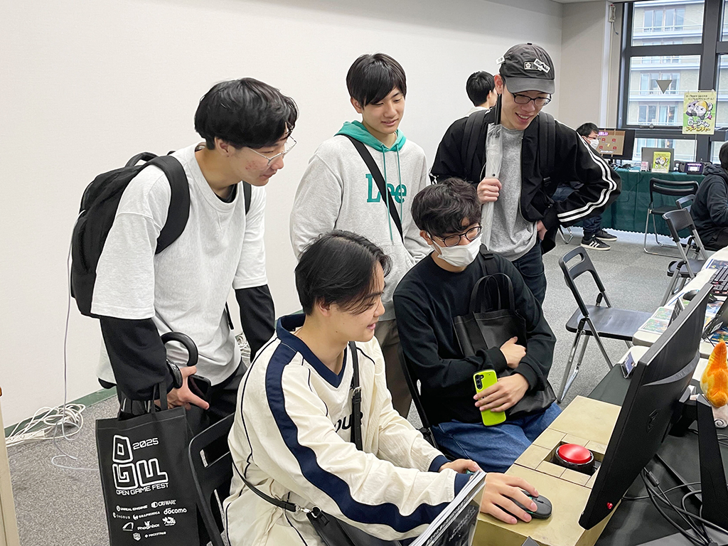 ゲームクリエイター学科通信：OPEN GAME FESに行ってきた！AMG GAMESよりリリースのClones Runも出展！