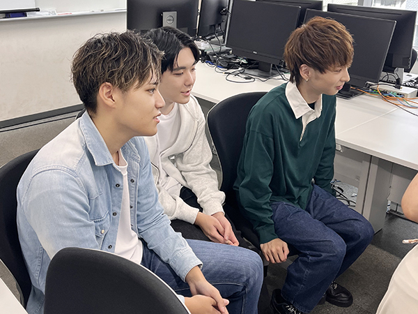 🎮2027年度パンフレット撮影現場に密着🪄📸