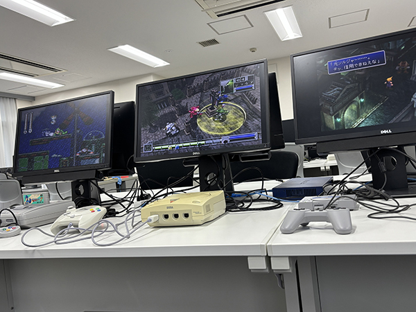 🏫🌸教室のセッティングを進めています!!🎮